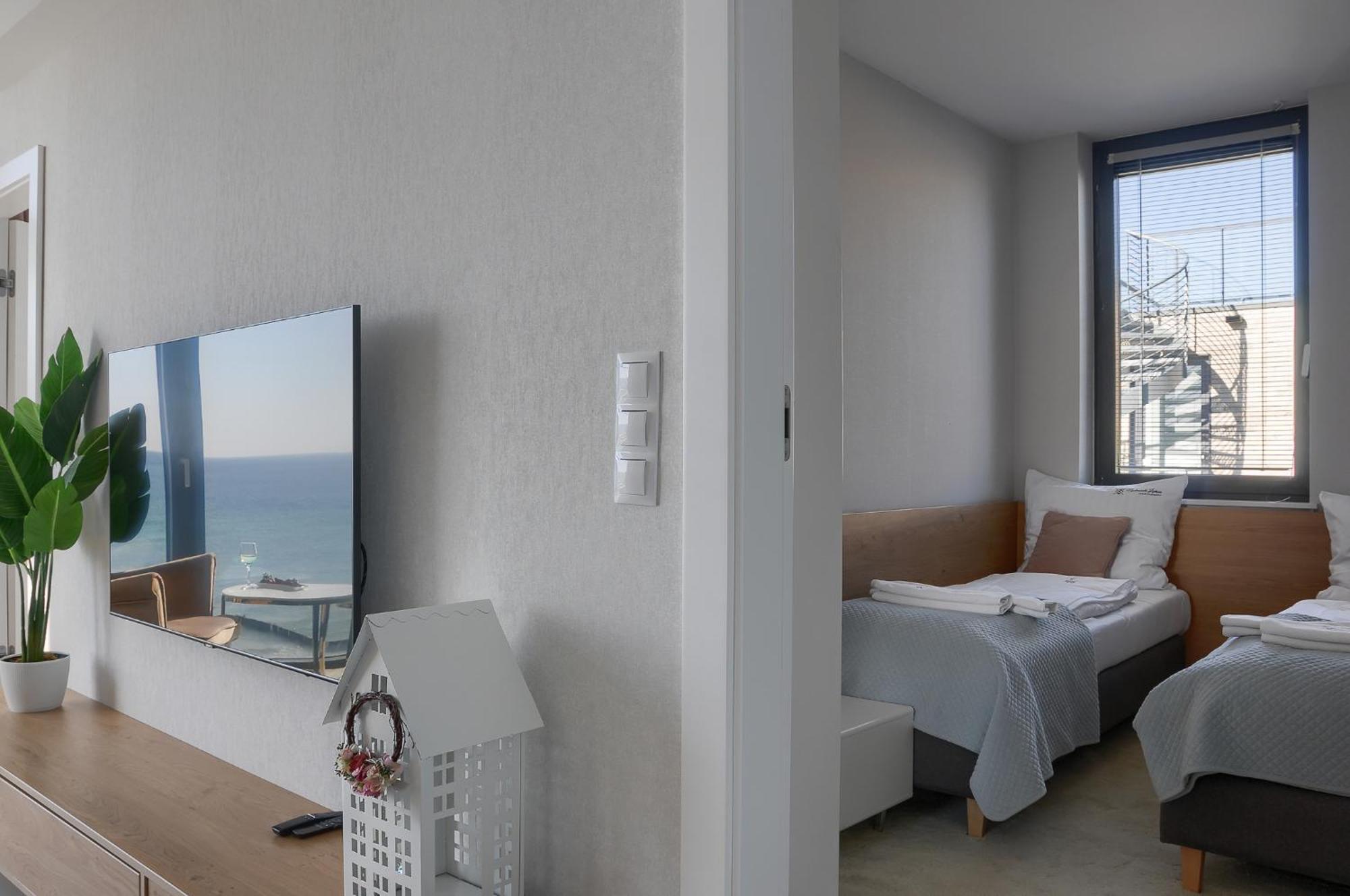 Apartament Nadmorski Luksus - Boulevard Ustronie Morskie Exterior photo